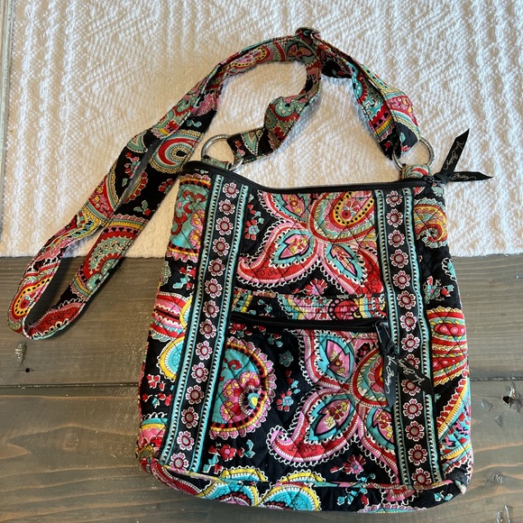 Vera Bradley 2015 Parisian Paisley crossbody - Picture 1 of 6